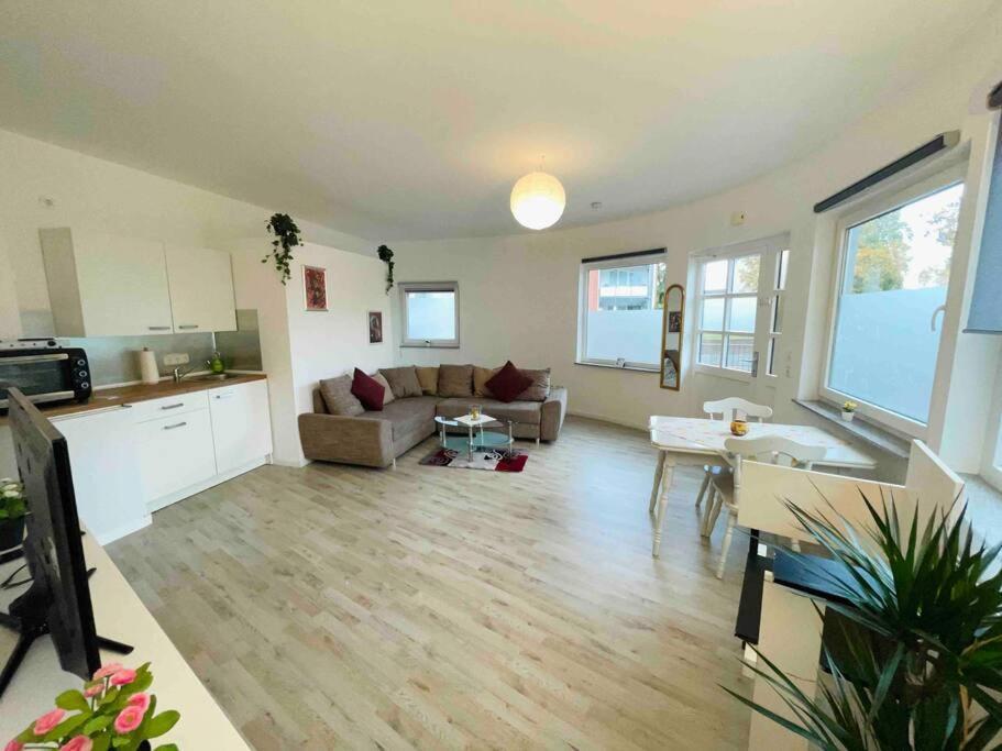 Schoenes Bungalow, Check-In Kontaktlos, Zentral Duisburg Ngoại thất bức ảnh